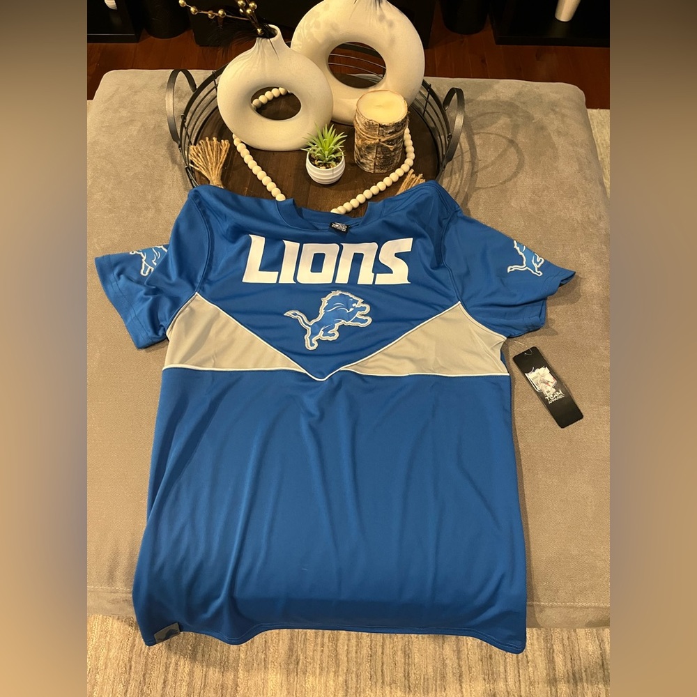 Detroit Lions Blue and Gray Lions Jersey Size:M NWT!